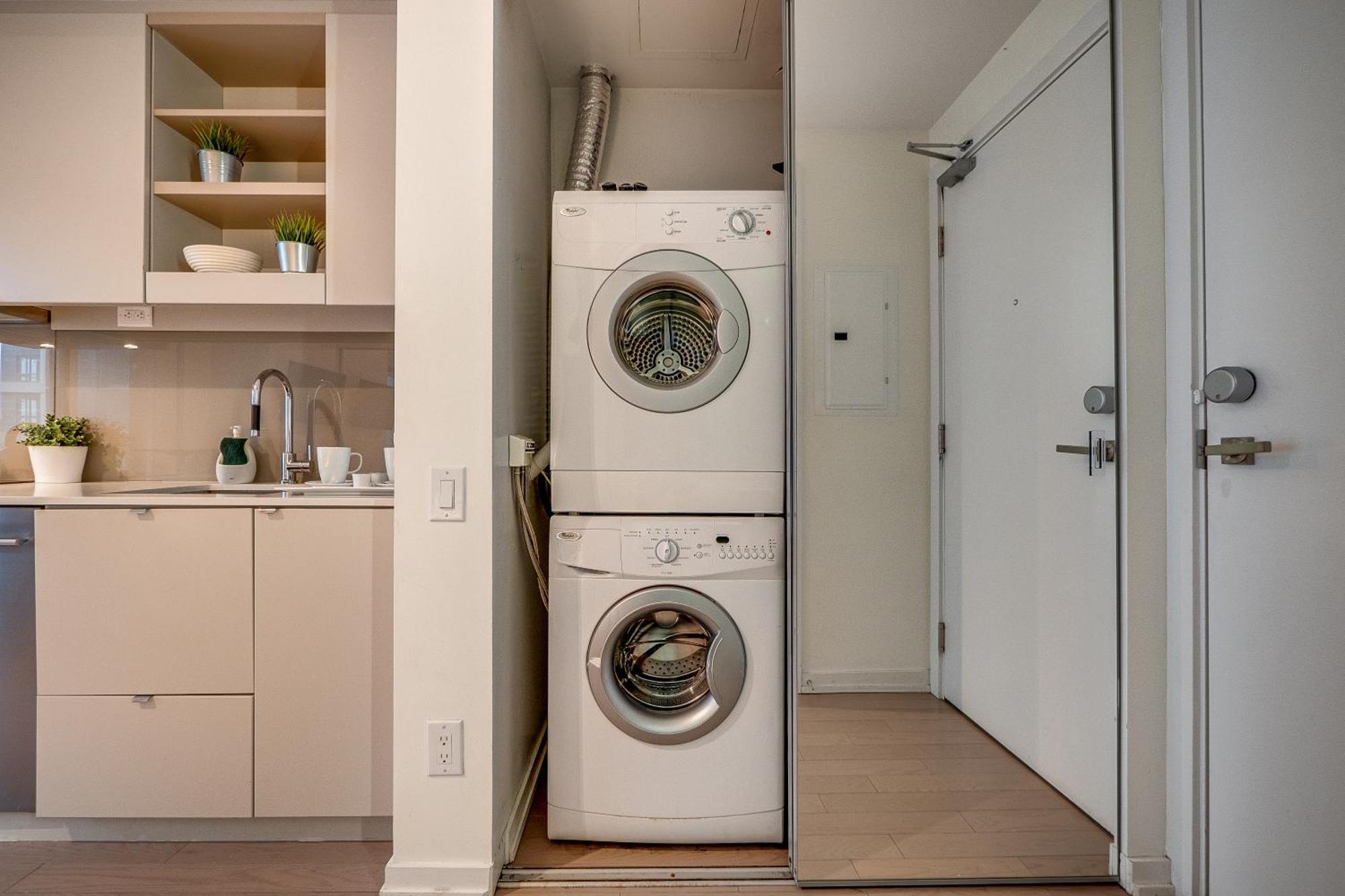 Modern Suite On Peter St - City View Toronto Esterno foto