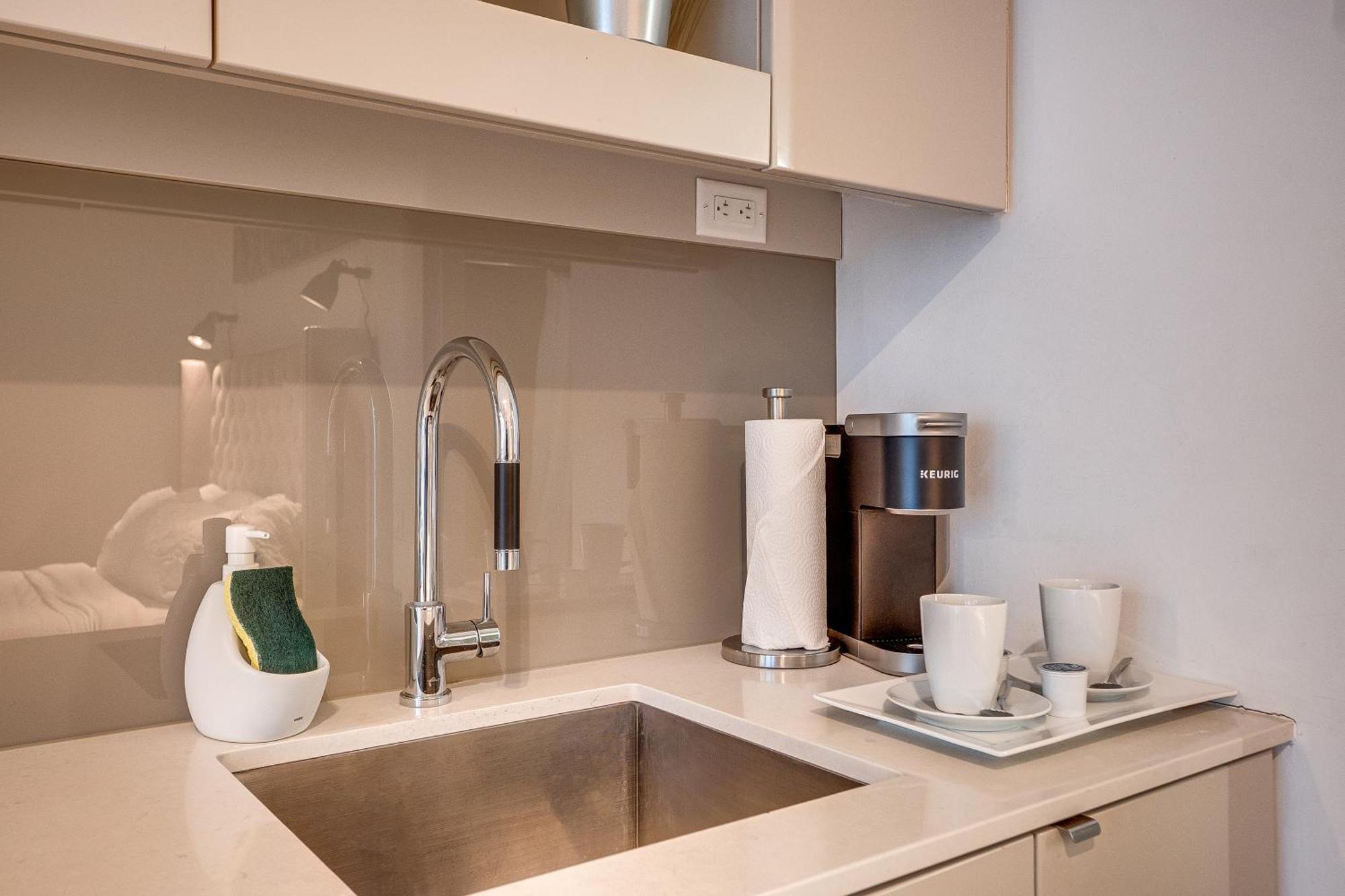 Modern Suite On Peter St - City View Toronto Esterno foto