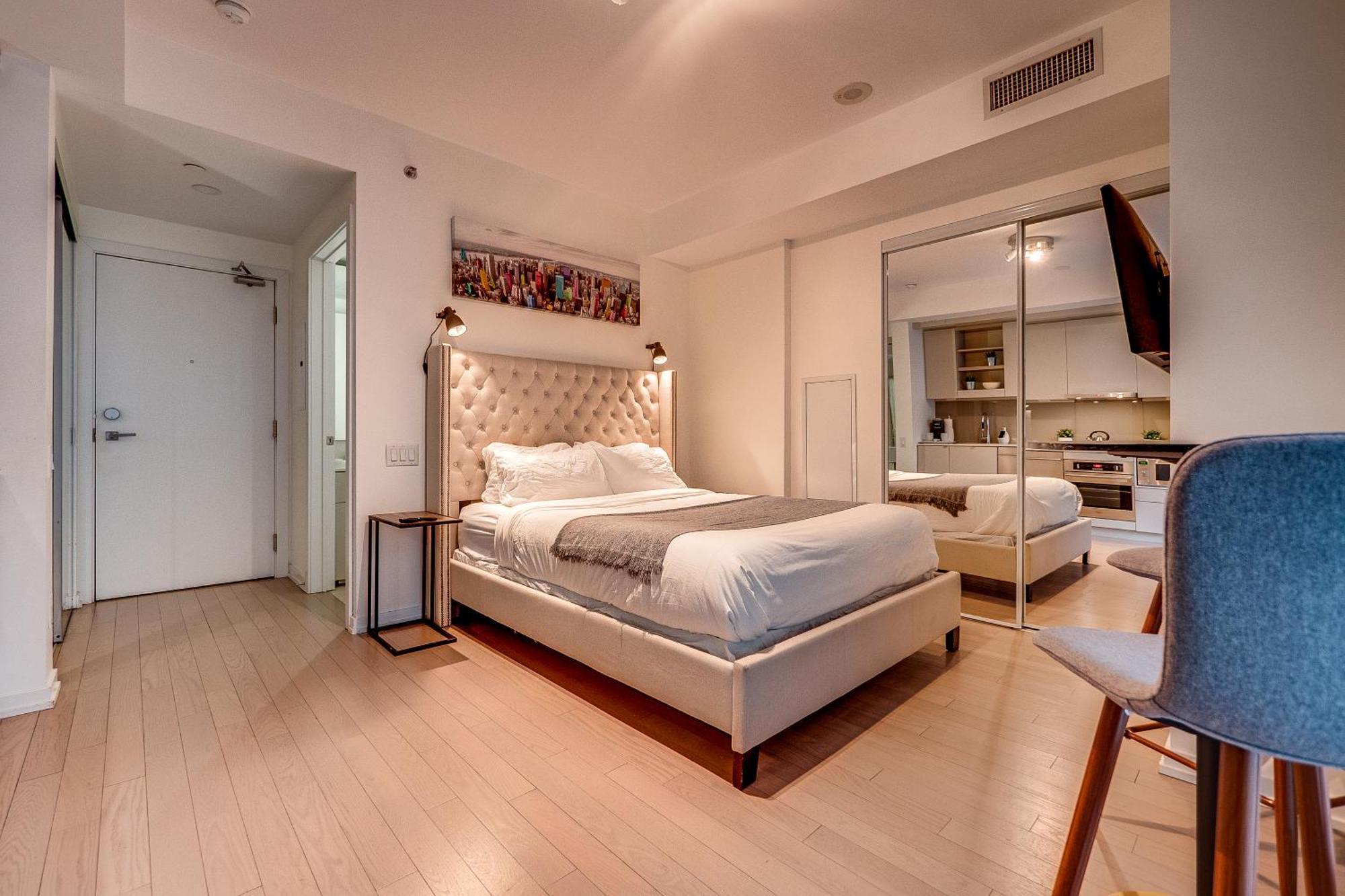 Modern Suite On Peter St - City View Toronto Esterno foto